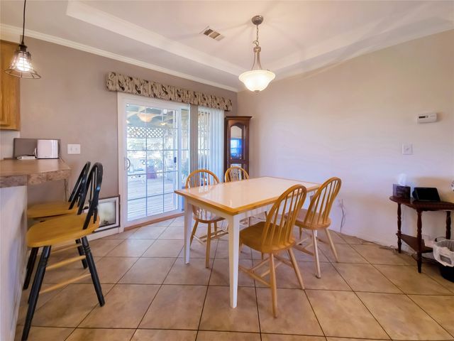 210 N Avenue B, Knox City, TX 79529