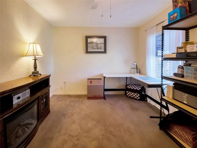 210 N Avenue B, Knox City, TX 79529