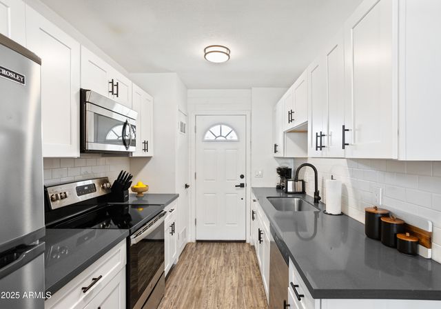 4534 N 74th Street 3, Scottsdale, AZ 85251