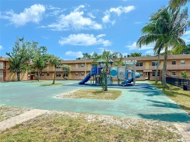 101 NE 41st Street C48, Oakland Park, FL 33334
