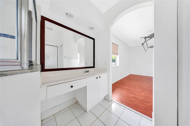 2019 SE 13th Street, Homestead, FL 33035