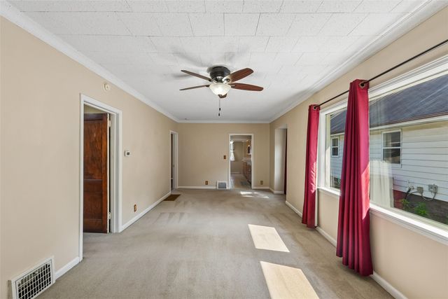 2608 Capitol Avenue, Des Moines, IA 50317