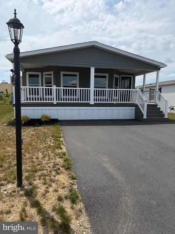 20 EVERGREEN ALY, Palmyra, PA 17078