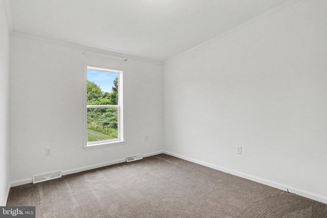 20 EVERGREEN ALY, Palmyra, PA 17078