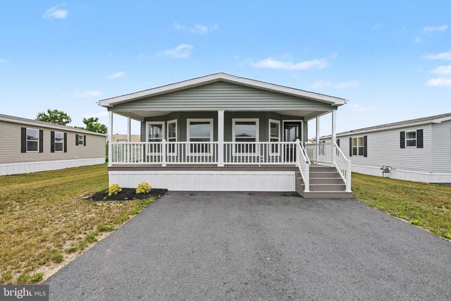 20 EVERGREEN ALY, Palmyra, PA 17078