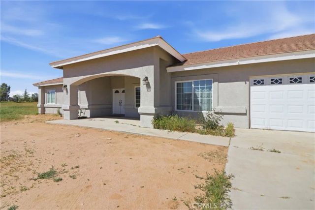 7576 Sunset, Phelan, CA 92371