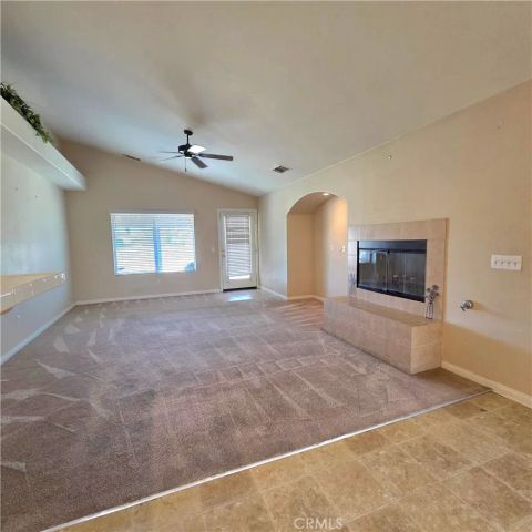 13640 Summit View Street, Hesperia, CA 92344