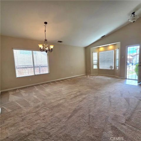 13640 Summit View Street, Hesperia, CA 92344