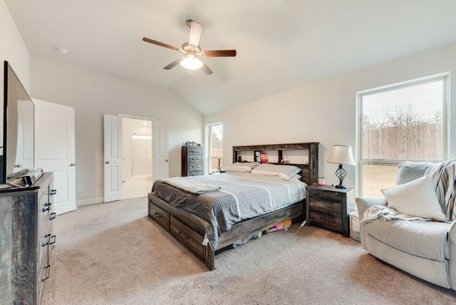 1202 Holly Street, Cleburne, TX 76033