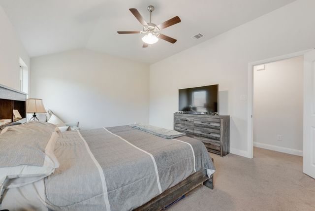 1202 Holly Street, Cleburne, TX 76033