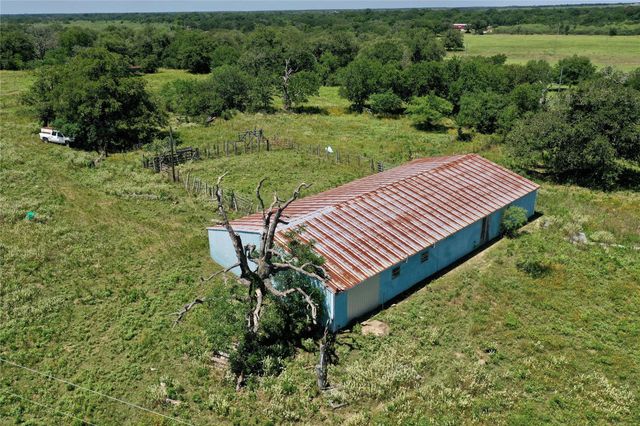 4410 Farm To Market 1115, Flatonia, TX 78959