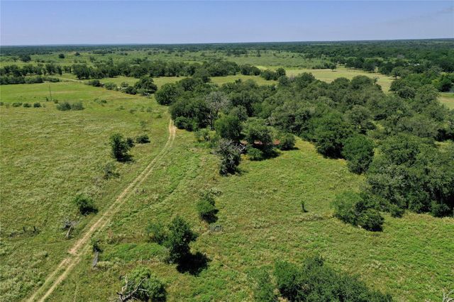 4410 Farm To Market 1115, Flatonia, TX 78959