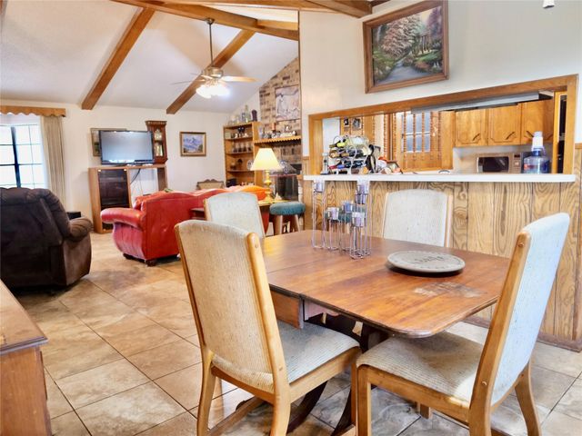 4410 Farm To Market 1115, Flatonia, TX 78959