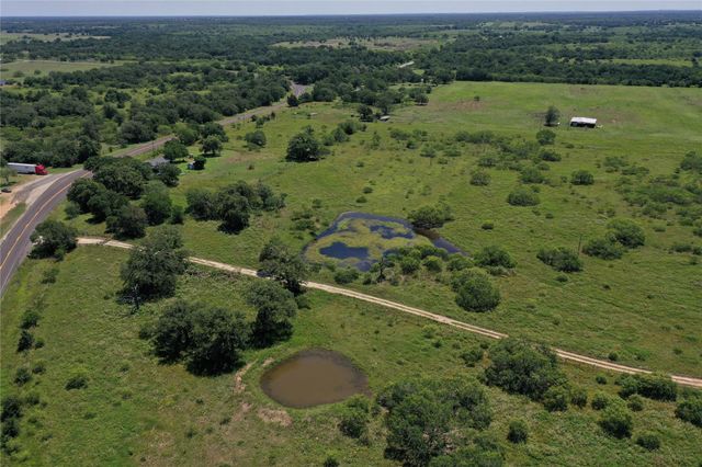 4410 Farm To Market 1115, Flatonia, TX 78959