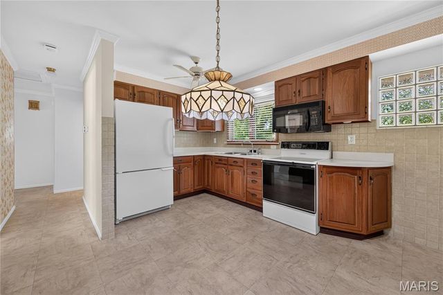 11119 Flori Drive, St Louis, MO 63123