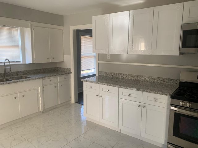 136 Glendale Street, Houston, TX 77012