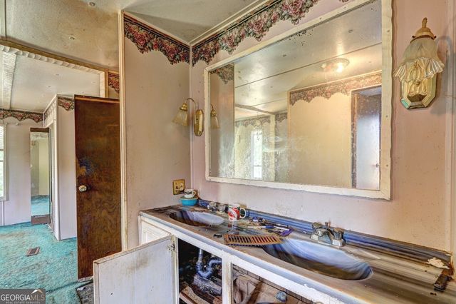 85 Knottingham Court, Stockbridge, GA 30281