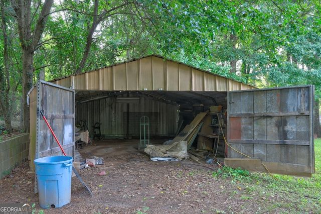 85 Knottingham Court, Stockbridge, GA 30281