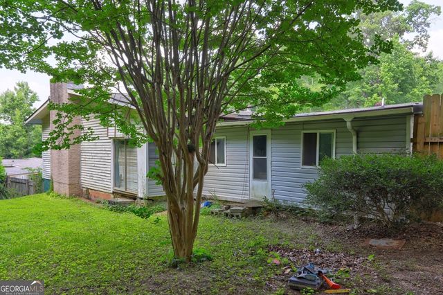 85 Knottingham Court, Stockbridge, GA 30281