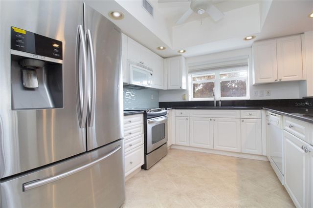 1200 COUNTRY CLUB DRIVE 1101, Largo, FL 33771