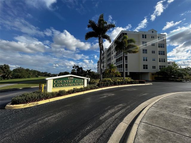 1200 COUNTRY CLUB DRIVE 1101, Largo, FL 33771