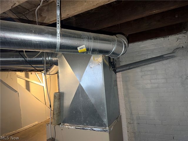 1812 Hastings Avenue, East Cleveland, OH 44112