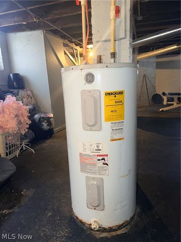 1812 Hastings Avenue, East Cleveland, OH 44112