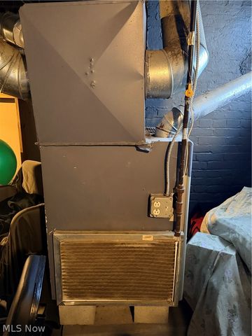 1812 Hastings Avenue, East Cleveland, OH 44112