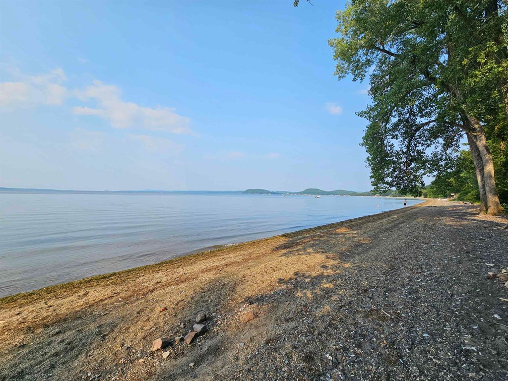 69 Hawthorne Lane, Colchester (colchester), VT 05446