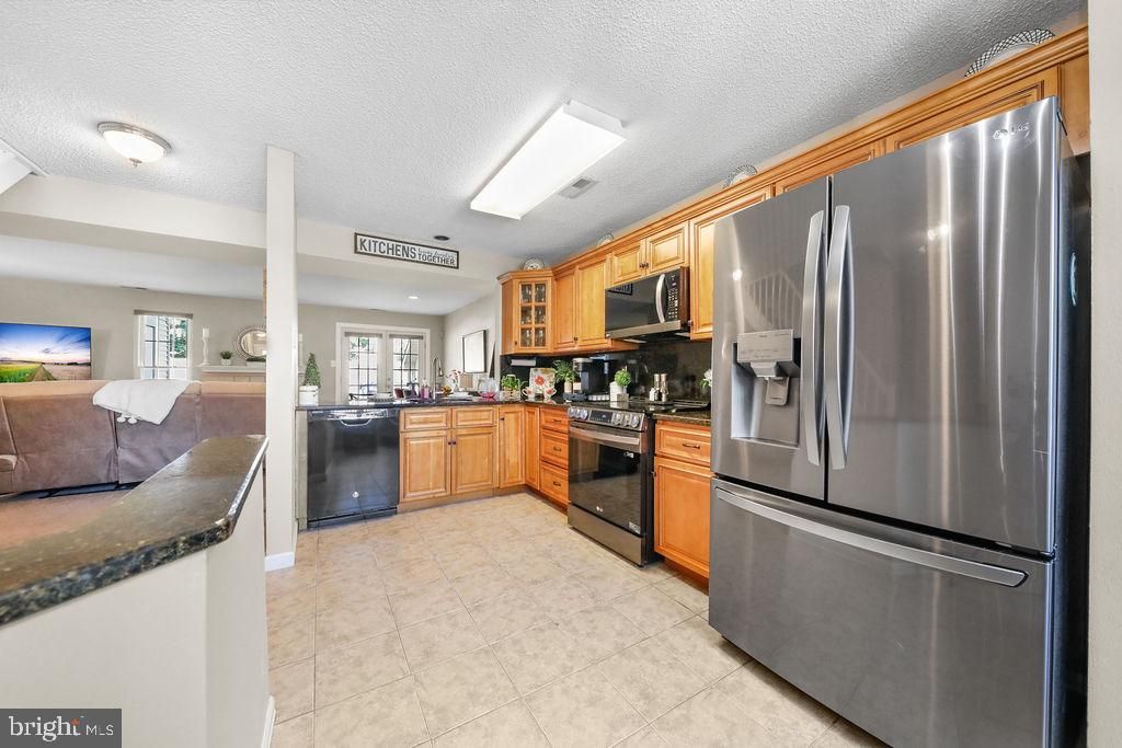 205 ROYAL DR, EVESHAM, NJ 08053 — photo 2