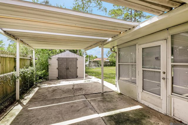 14240 Locust Dr, Baton Rouge, LA 70819