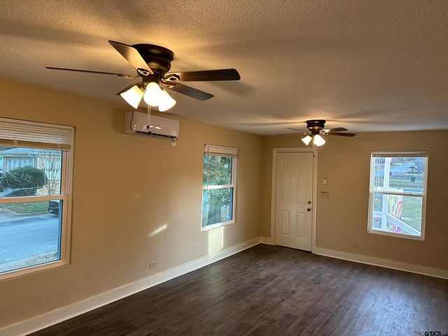 629 S Palace Ave, Tyler, TX 75702