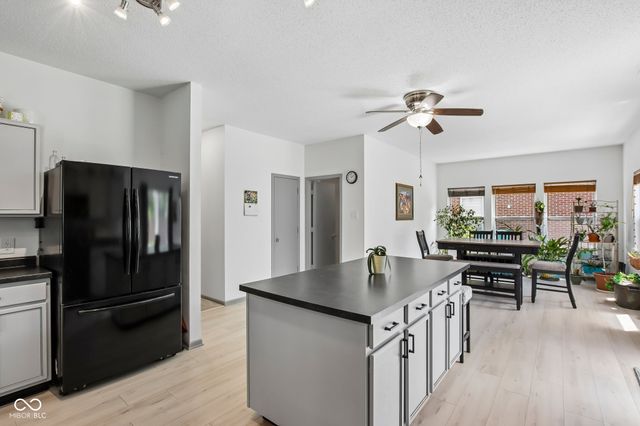 5560 Noble Drive, Indianapolis, IN 46234