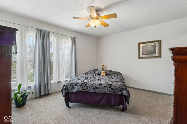 5560 Noble Drive, Indianapolis, IN 46234