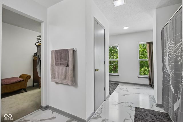 5560 Noble Drive, Indianapolis, IN 46234