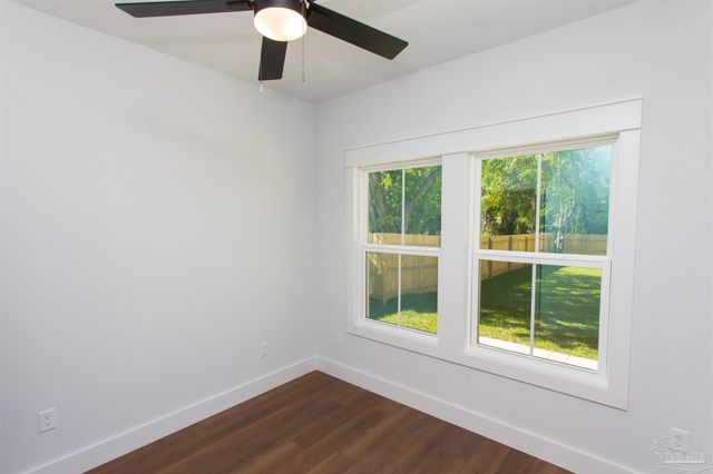 910 W Jackson St, Pensacola, FL 32501