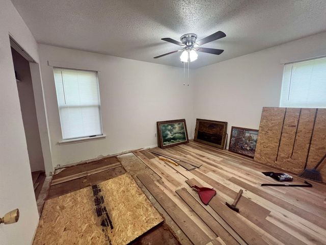 348 Louie Bryan Rd, Longview, TX 75603