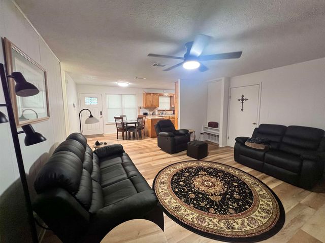 348 Louie Bryan Rd, Longview, TX 75603