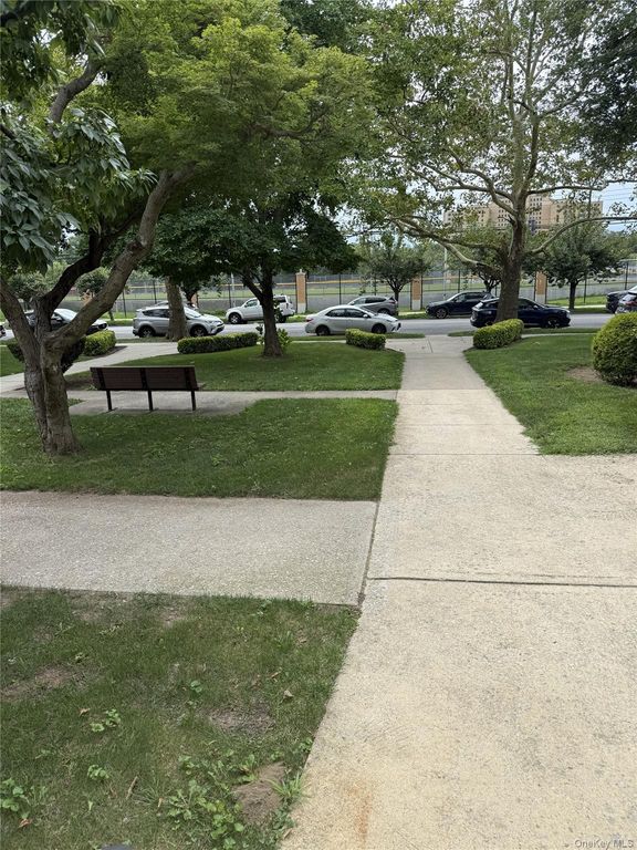 76-33 Commonwealth Boulevard A, Bellerose, NY 11426 — photo 2