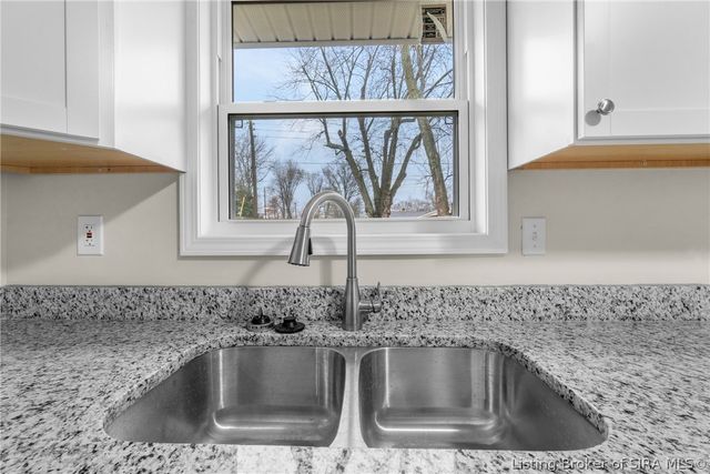 315 Ross Street, Madison, IN 47250