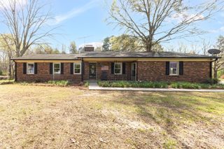 3921 Peach Street, Newton, NC 28658