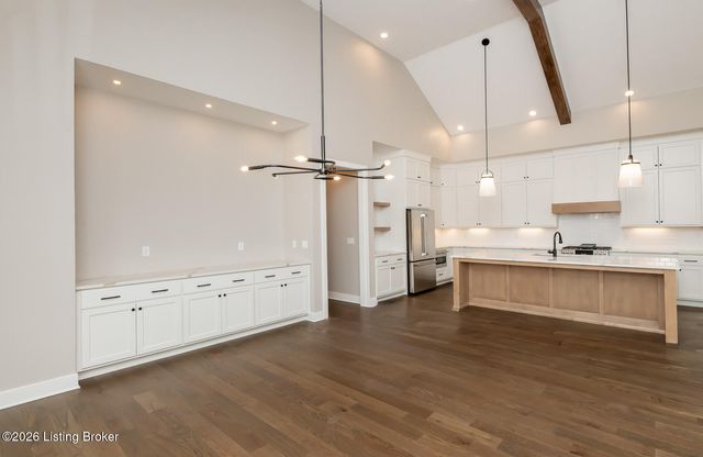 6409 Spring Beauty Ln, Prospect, KY 40059