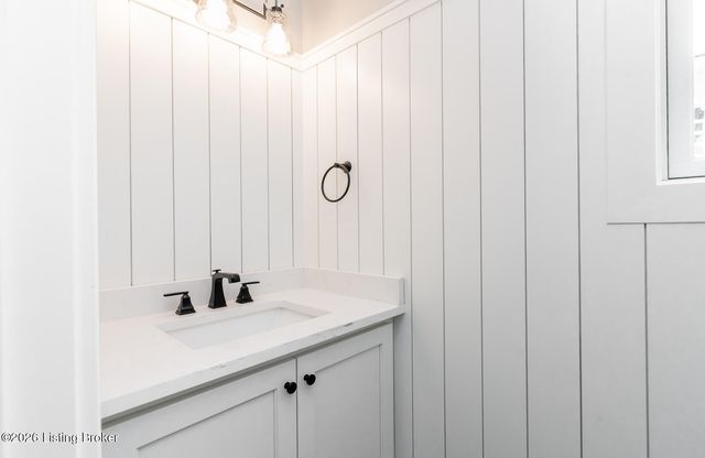 6409 Spring Beauty Ln, Prospect, KY 40059