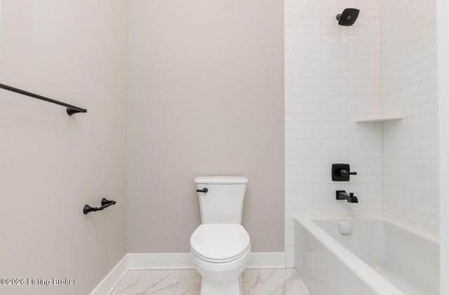 6409 Spring Beauty Ln, Prospect, KY 40059