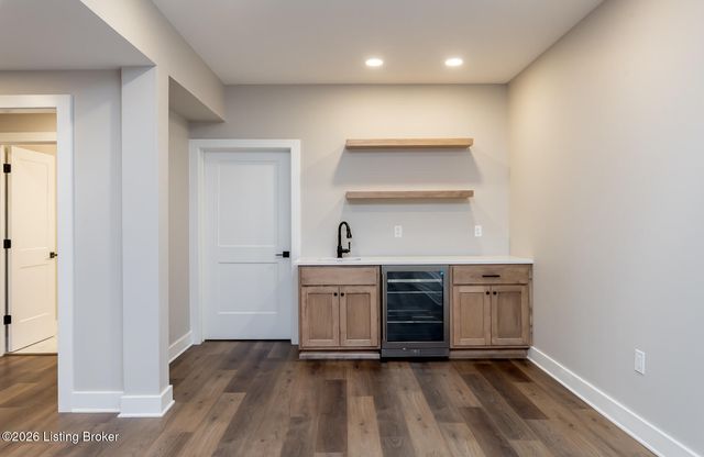 6409 Spring Beauty Ln, Prospect, KY 40059