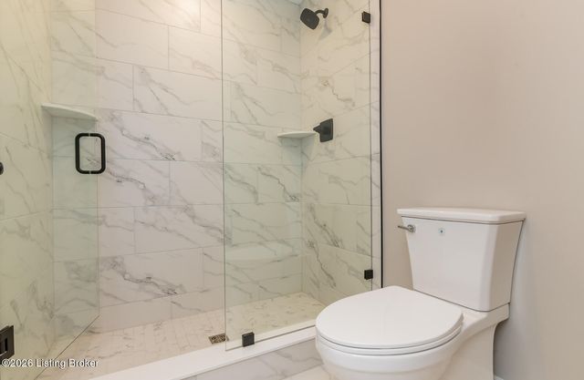 6409 Spring Beauty Ln, Prospect, KY 40059