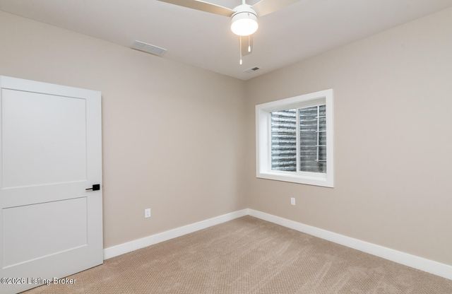 6409 Spring Beauty Ln, Prospect, KY 40059