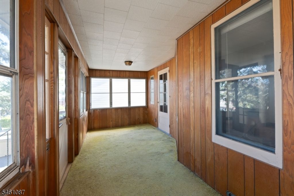 29 Luddington Ave, Clifton City, NJ 07011 — photo 2