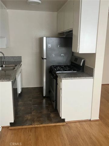 4381 Ventura Canyon 9, Los Angeles, CA 91423