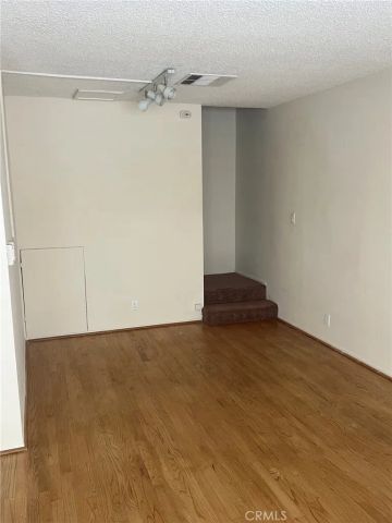 4381 Ventura Canyon 9, Los Angeles, CA 91423